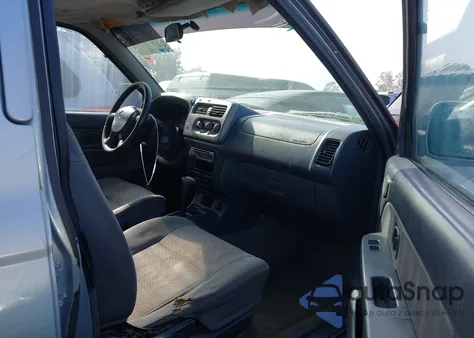 2001 Nissan Frontier Se-V6 from USA, damaged, VIN 1N6ED27T71C377864